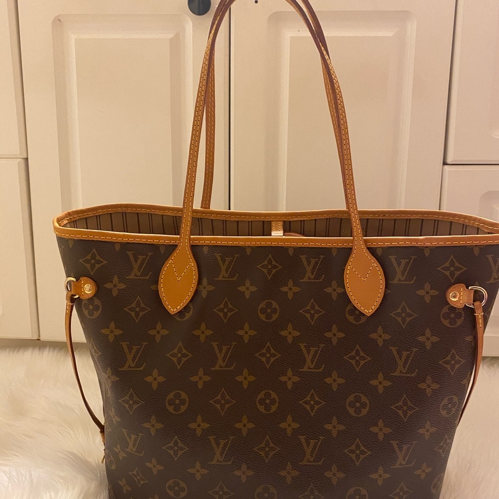 ❌SOLD❌Louis Vuitton Neverfull MM